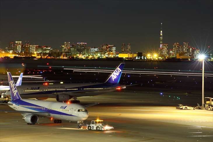 羽田空港の夜景