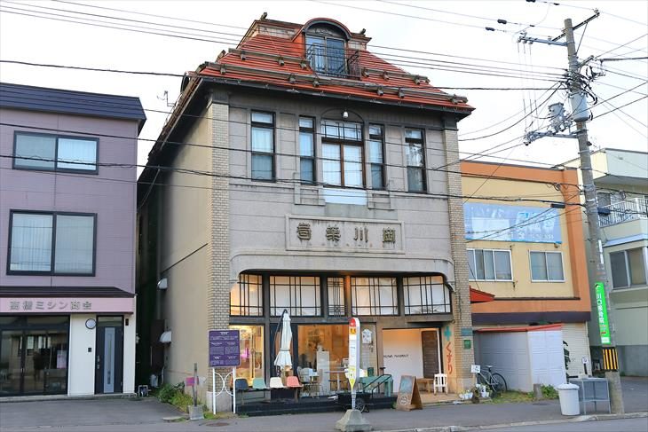 旧岡川薬局 