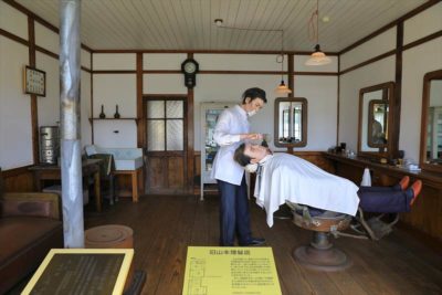 北海道開拓の村 旧山本理髪店