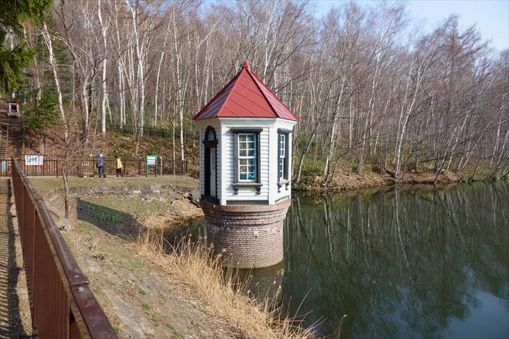 旧西岡水源池取水塔