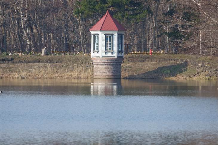 旧西岡水源池取水塔