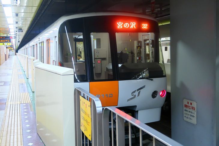 札幌 地下鉄東西線の電車