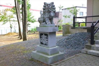 三里塚神社 狛犬