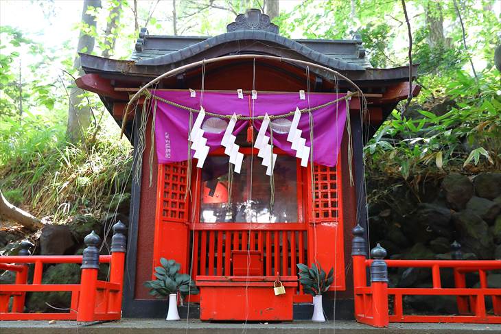 白石伏見稲荷神社