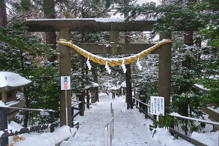 白石神社 冬