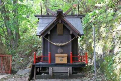 上山鼻神社